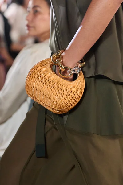 Look 62